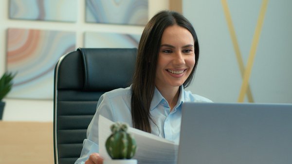 Avocat numérique : conseils juridiques pour entreprises tech et retail